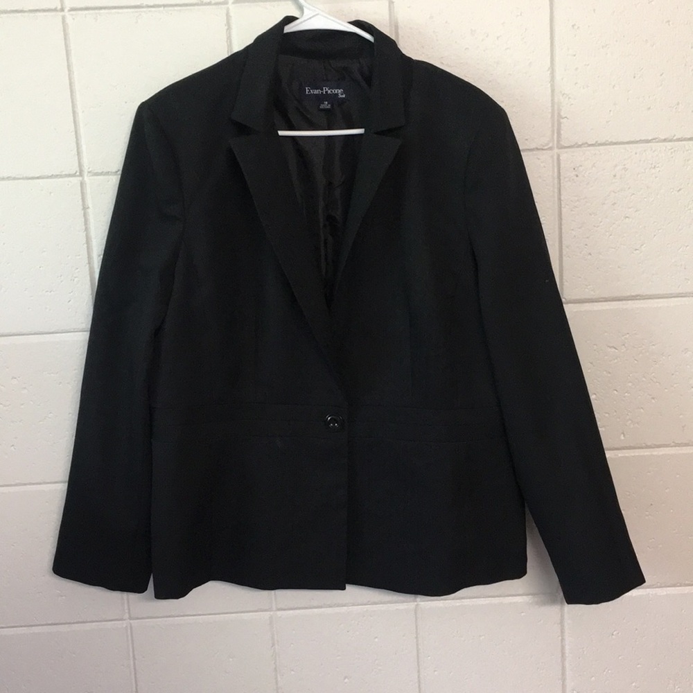 Evan Piccone’s Women’s Suit Jacket